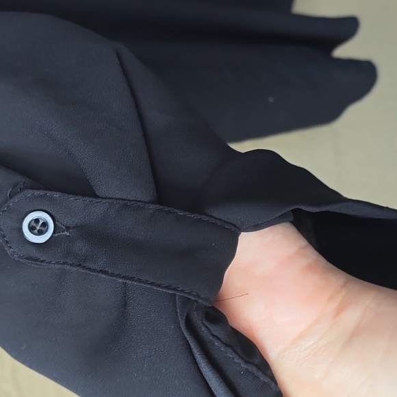 Torrid Black Ladder Cut Georgette Blouse 2x - Picture 10 of 11